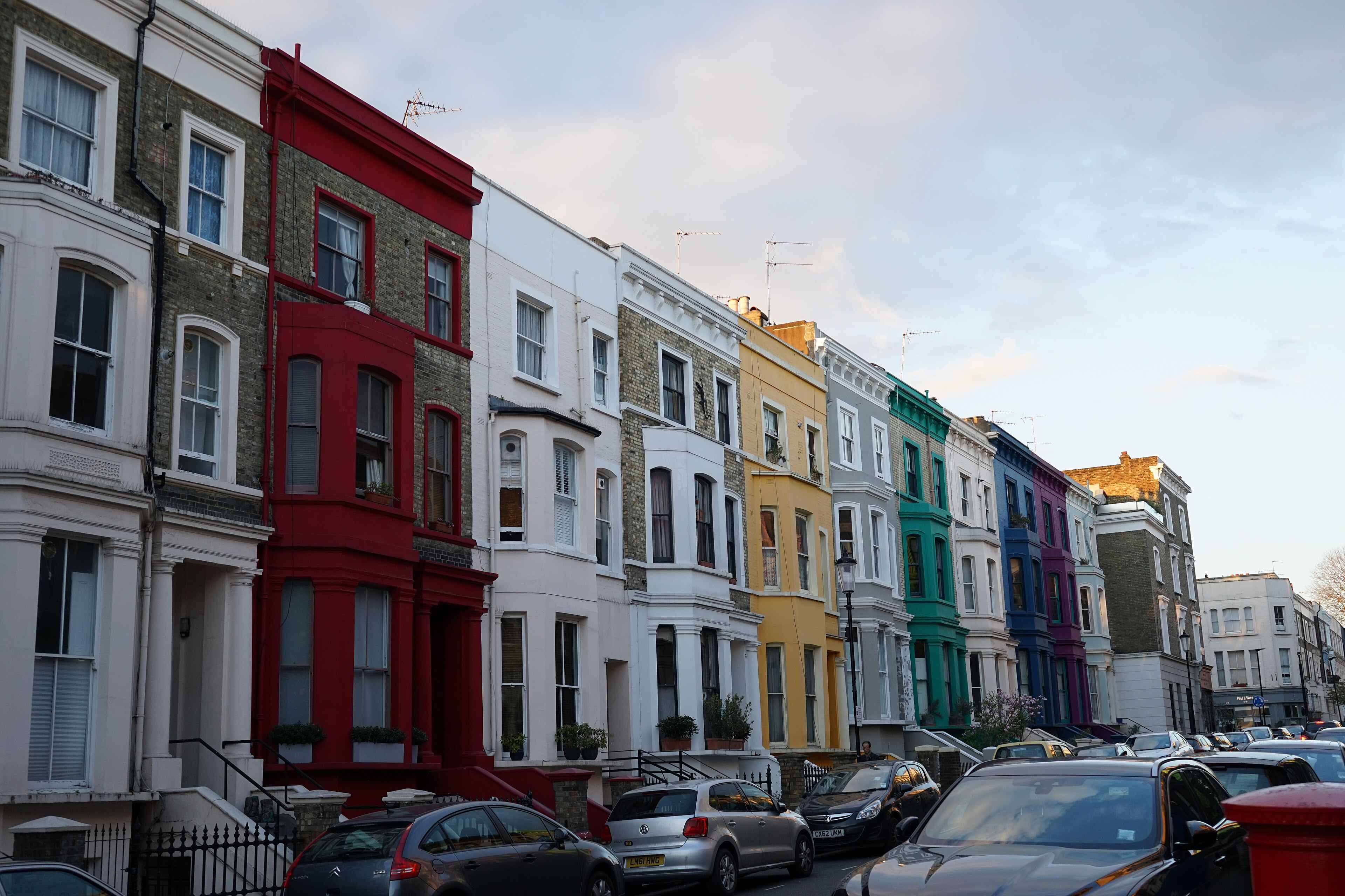 Notting Hill e Portobello Road: O Bairro que Aprendeu a Dançar