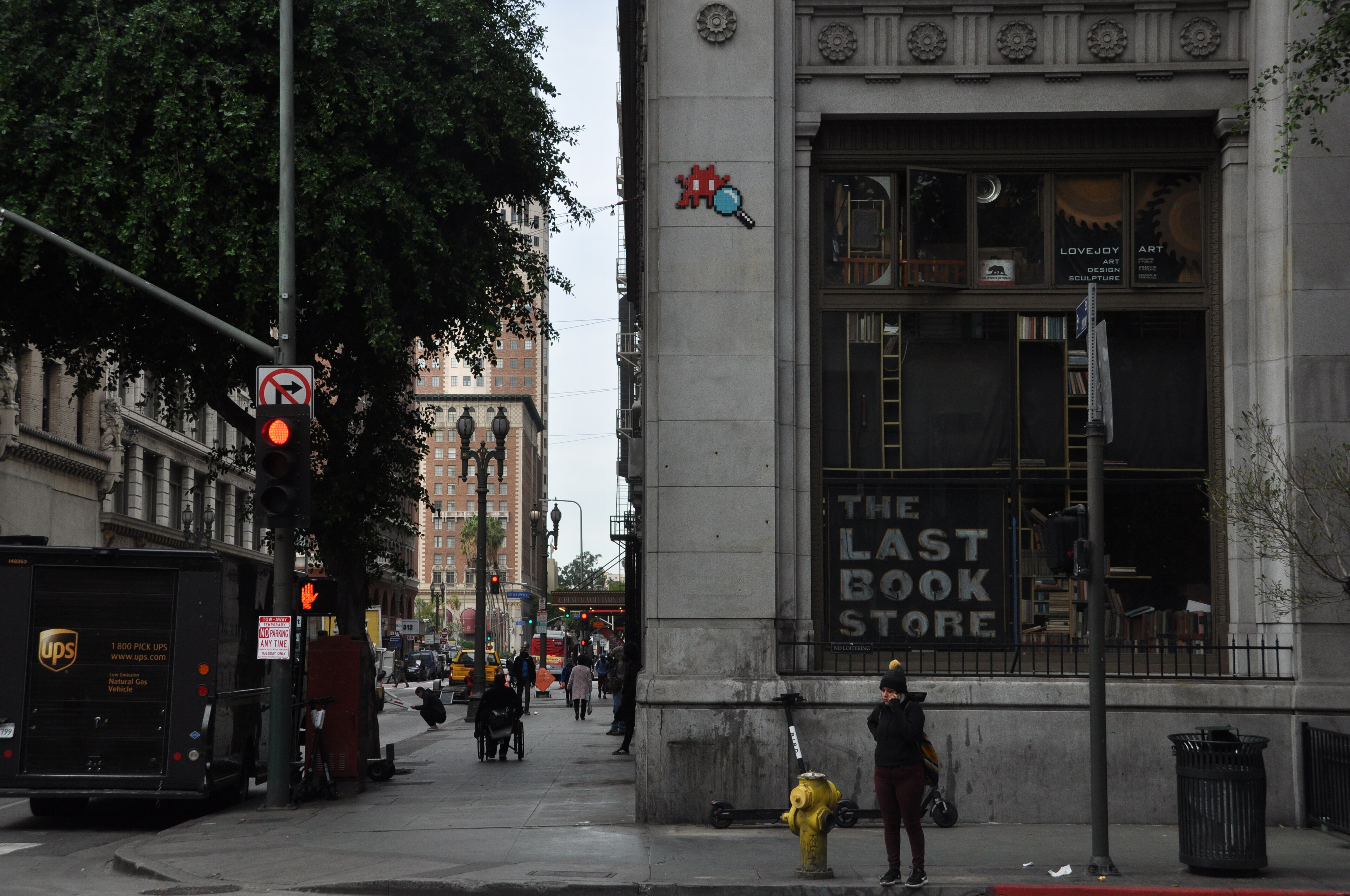 The Last Bookstore: A Catedral dos Livros Usados