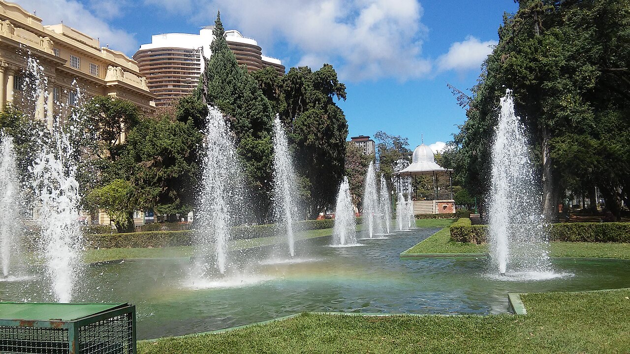 Praça da Liberdade: The Square That Stopped Being a Government