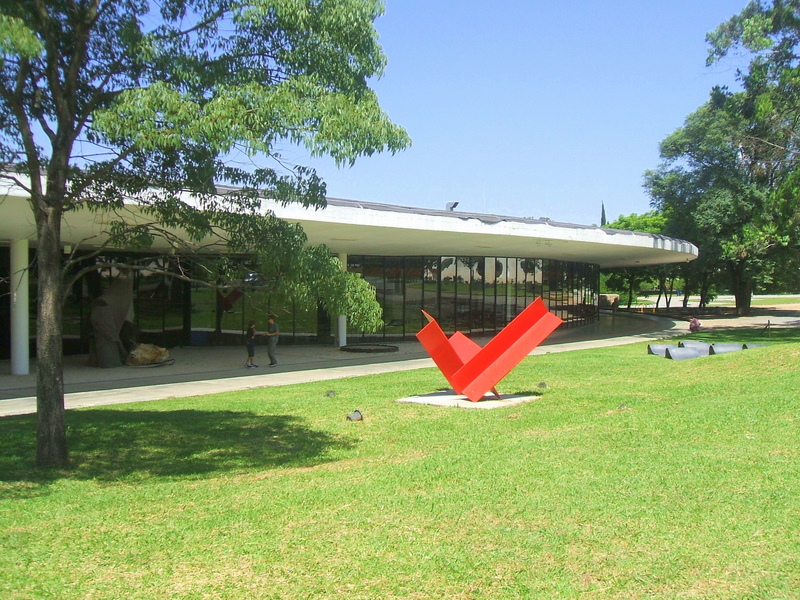 Museu de Arte Moderna (MAM): A Caixa de Vidro do Ibirapuera