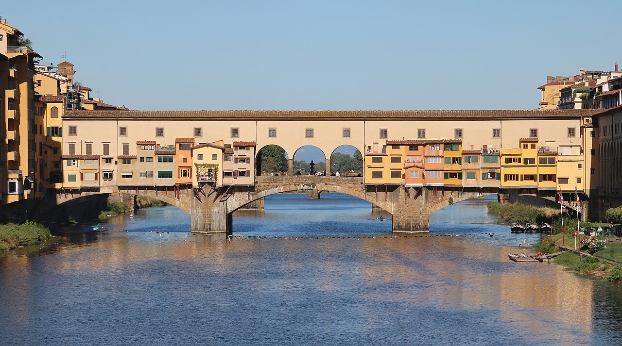 Ponte Vecchio: A Ponte que Atravessou os Séculos