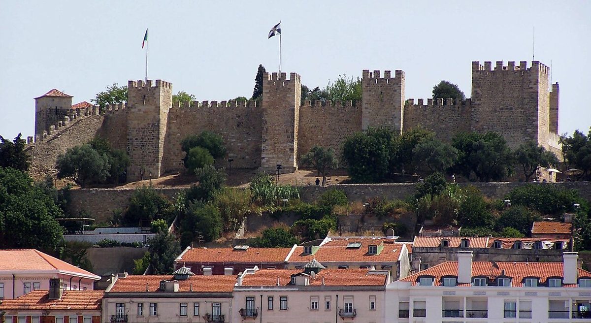 Castelo de São Jorge: The Crown on Lisbon's Highest Hill