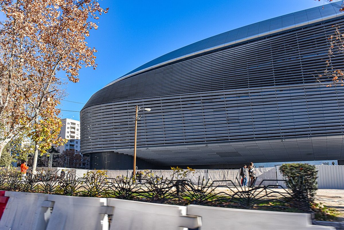 Estadio Santiago Bernabéu: The Cathedral of White