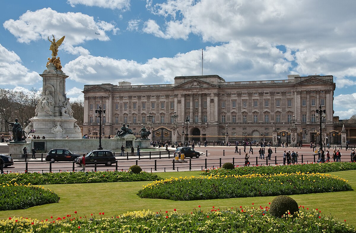 Buckingham Palace: O Coração da Monarquia