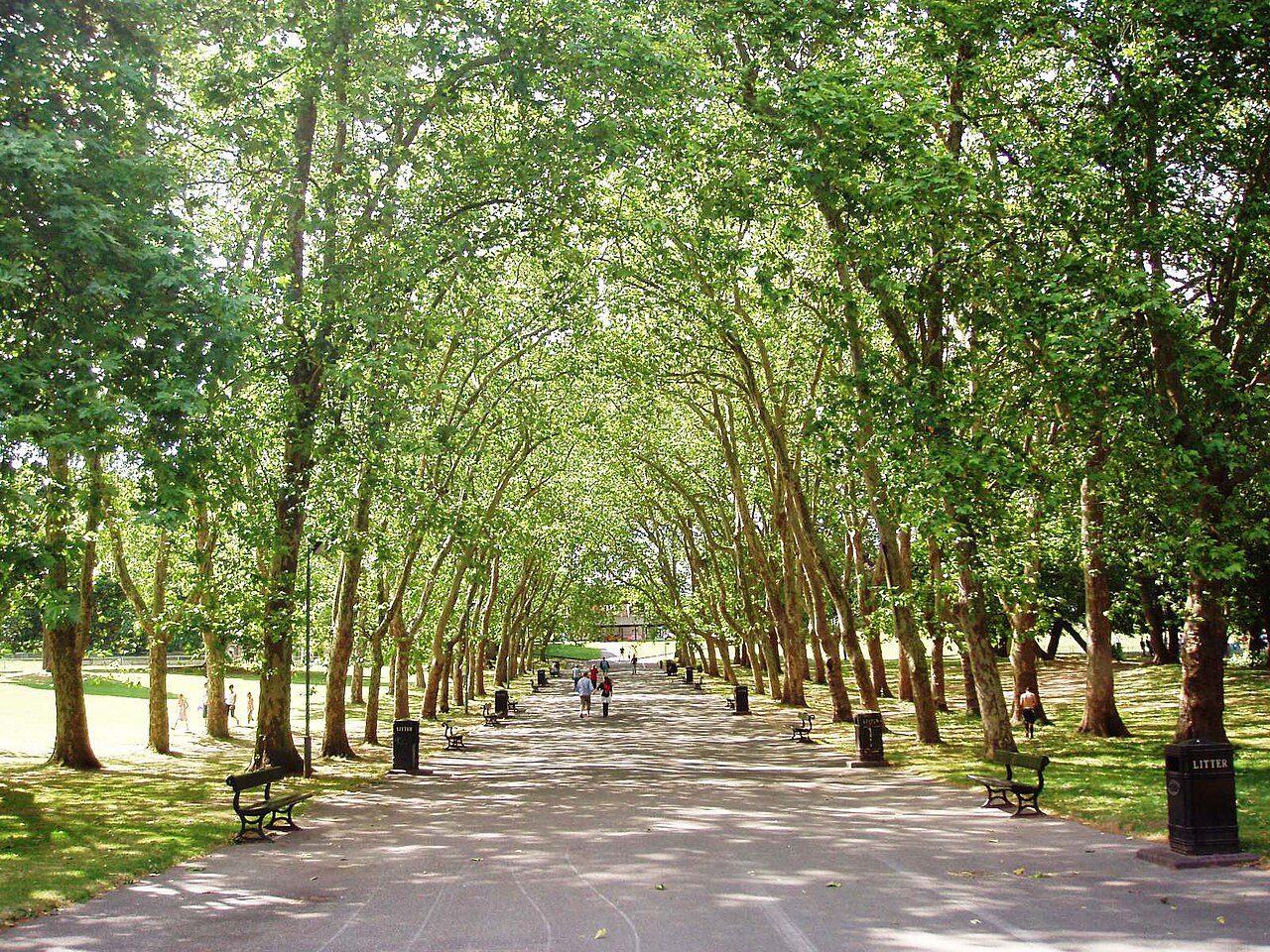 Crystal Palace Park: O Fantasma de Vidro de Londres