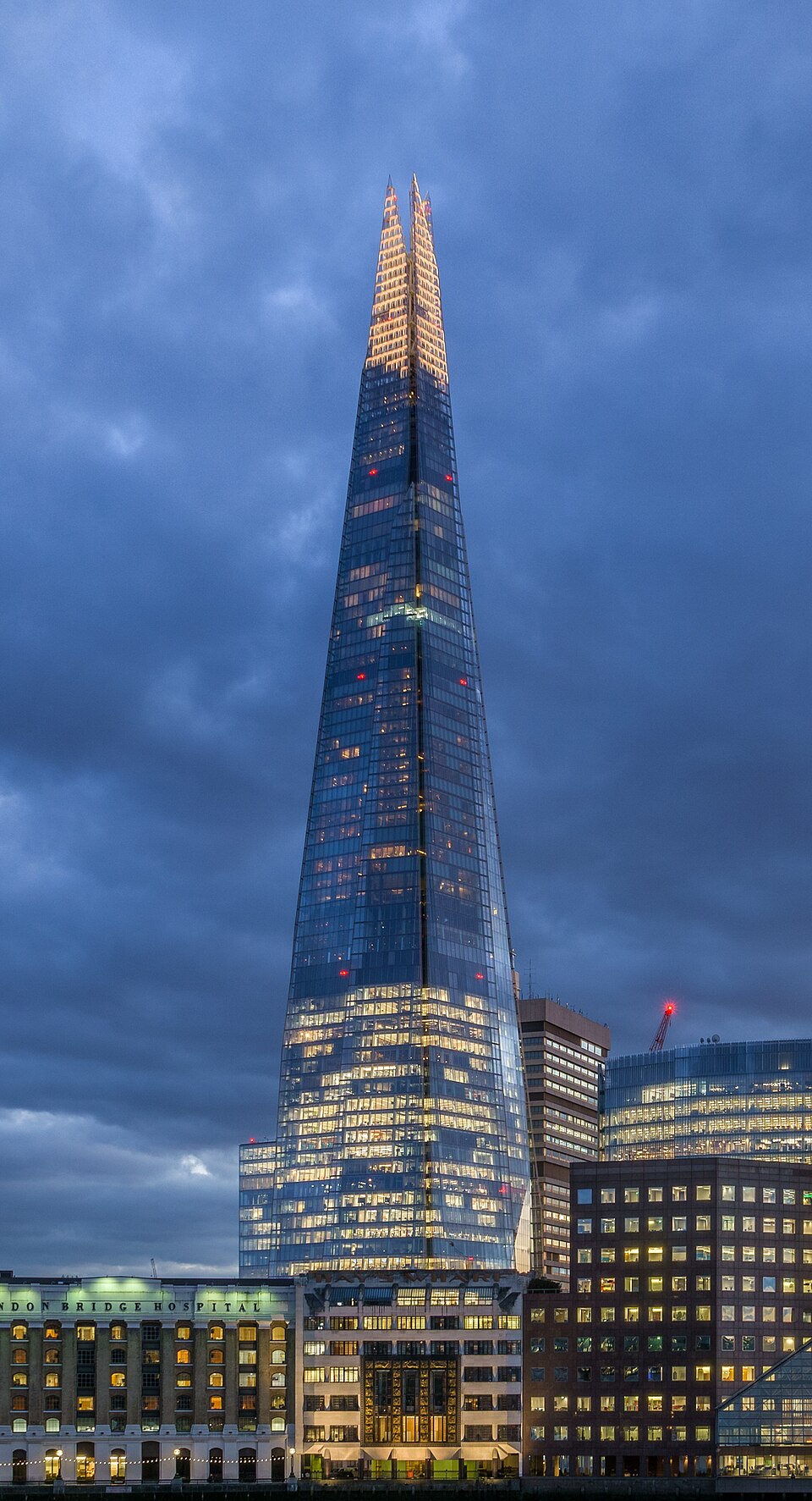 The Shard: Um Estilhaço de Vidro no Céu de Londres