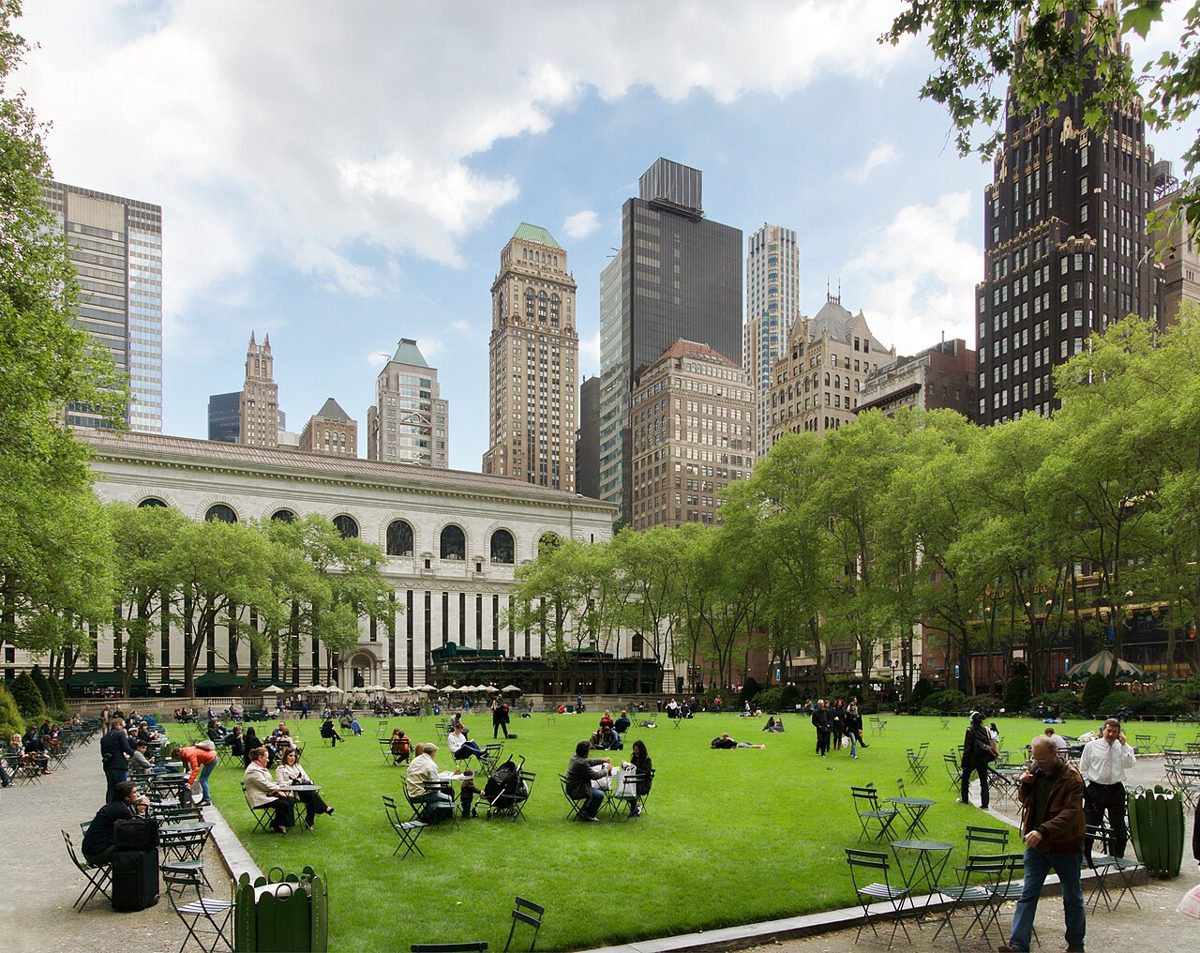Bryant Park: The Lawn Above the Books